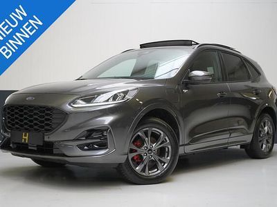 Grijs Occasion 2022 Ford Kuga ST-Line SUV | € 26.895 (Goede deal)