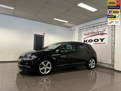 tweedehands VW Golf VII 1.4 TSI Highline * Automaat / Panoramadak / Carplay / Trekhaak / Camera *