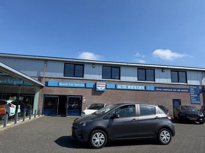 Grijs Occasion 2018 Toyota Yaris Comfort Hatchback | € 7.750 (Eerlijke prijs)