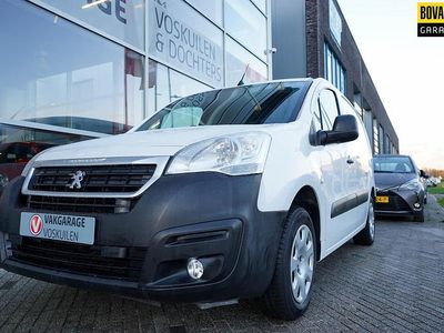 Wit Occasion 2018 Peugeot Partner Premium MPV | € 11.950 (Eerlijke prijs)