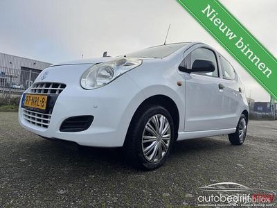 Wit Gebruikt 2010 Suzuki Alto Hatchback | € 2.750 (Eerlijke prijs)
