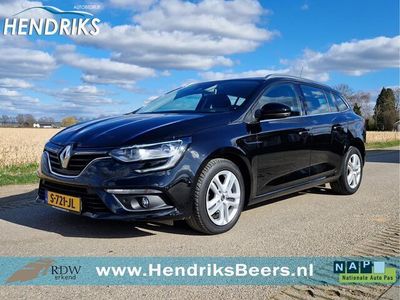 tweedehands Renault Mégane IV Estate 1.3 TCe Limited - 115 Pk - Euro 6 - Navi - Climate Control - Cruise Control