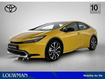 Geel metallic Gebruikt 2023 Toyota Prius Executive Hatchback | € 36.945