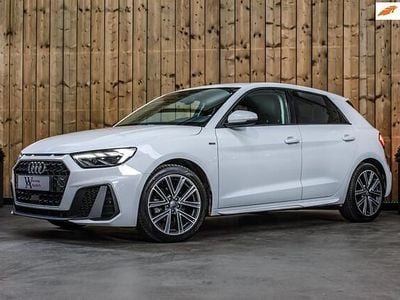 Wit Occasion 2020 Audi A1 Sportback S-Line Hatchback | € 22.500 (Goede deal)