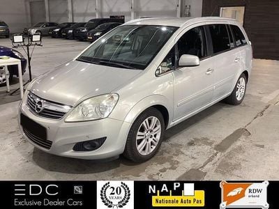 Mpv Gebruikt 2010 Opel Zafira Cosmo MPV | € 3.940 (Iets duurder)