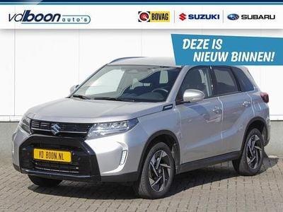 Zilver Occasion 2025 Suzuki Vitara Style SUV | € 27.425 (Eerlijke prijs)