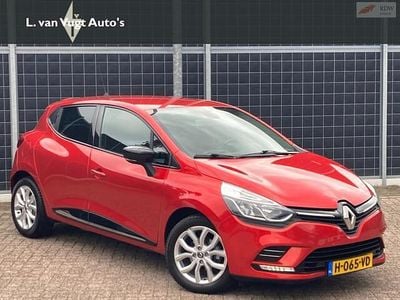 Rood Gebruikt 2019 Renault Clio IV Intens Hatchback | € 9.250 (Eerlijke prijs)