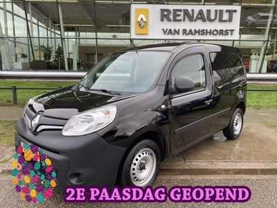 tweedehands Renault Kangoo 1.5 dCi 95 Pk 6-bak/ Luxe uitvoering/ Afneembare Trekhaak / Navigatie / Bluetooth / Cruise / PDC