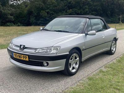 Grijs Gebruikt 2003 Peugeot 306 Cabriolet Cabriolet | € 2.500