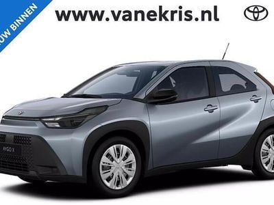 Grijs Nieuw 2026 Toyota Aygo X Play SUV | € 24.090 (Goede deal)