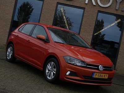 tweedehands VW Polo 1.0 TSi 96 pk 5-deurs Comfortline Business - Multimedia, Airco, Limiter, Parkeersensoren, Lichtmetalen velgen, Elektrische ramen en spiegels, Armsteun voor