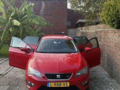 Rood Occasion 2012 Seat Leon FR Stationwagen | € 6.250 (Eerlijke prijs)