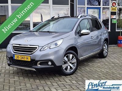 tweedehands Peugeot 2008 1.2 PureTech Allure AUTOMAAT TREKH PANODAK