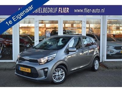 Grijs (metallic) Gebruikt 2022 Kia Picanto Hatchback | € 12.800 (Eerlijke prijs)