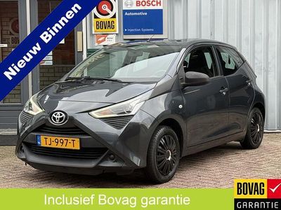 Occasion Toyota Aygo 74 PK (54 kW) 2018 Grijs Hatchback