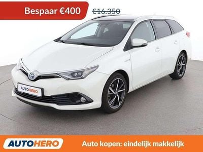 Wit Occasion 2017 Toyota Auris Hybrid Lounge Stationwagen | € 16.149 (Goede deal)