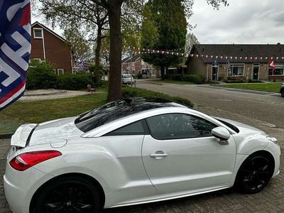 Peugeot RCZ