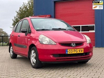 Rood Gebruikt 2004 Honda Jazz S Hatchback | € 1.450 (Eerlijke prijs)