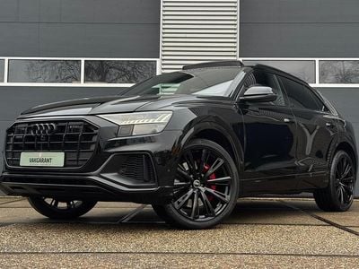 Zwart Gebruikt 2023 Audi Q8 Ambiente SUV | € 84.999 (Eerlijke prijs)