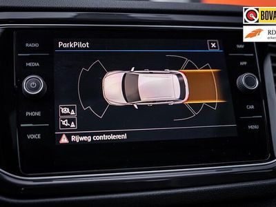 Zwart Occasion 2018 VW T-Roc SUV | € 25.990 (Eerlijke prijs)