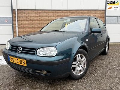 Groen Occasion 2002 VW Golf IV Hatchback | € 2.450 (Eerlijke prijs)