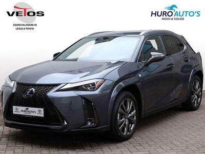 Lexus UX 250h