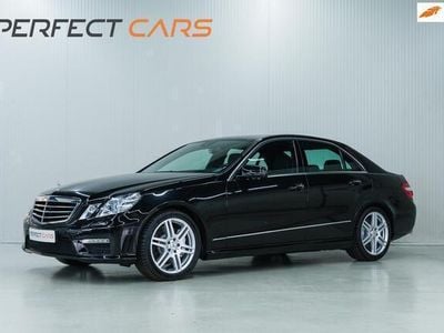 Zwart Occasion 2009 Mercedes E500 Avantgarde Sedan | € 27.500
