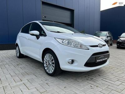 tweedehands Ford Fiesta 1.4 Titanium / CLIMATE CONTROL / SPRAAKBEDIEING