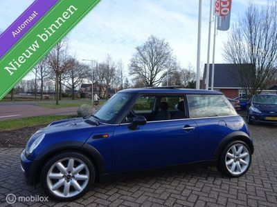 tweedehands Mini Cooper 1.6 Pepper '03 Automaat|Panodak|LM wielen!