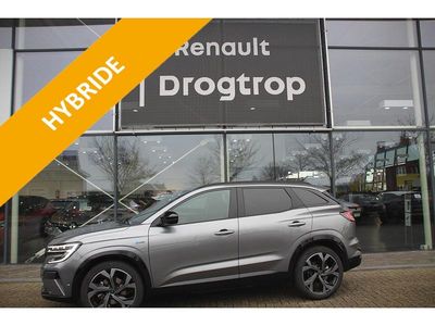Gris schiste (grijs metallic) Gebruikt 2025 Renault Austral Esprit Alpine SUV | € 37.425 (Duur)