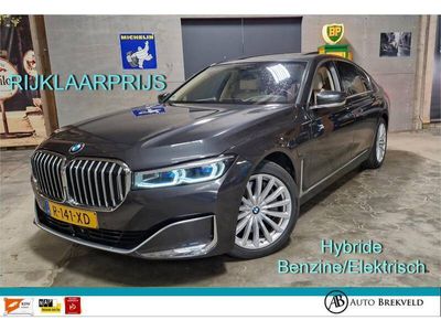BMW 745