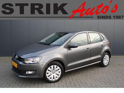Grijs Occasion 2011 VW Polo Comfortline Hatchback | € 7.878 (Iets duurder)