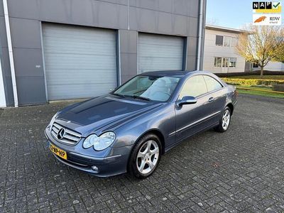 Blauw Occasion 2004 Mercedes CLK200 Elegance Coupé | € 2.250