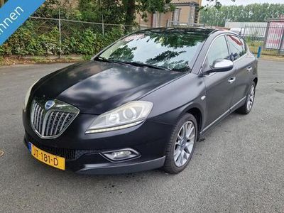 Zwart, metallic lak Gebruikt 2011 Lancia Delta Hatchback | € 1.999