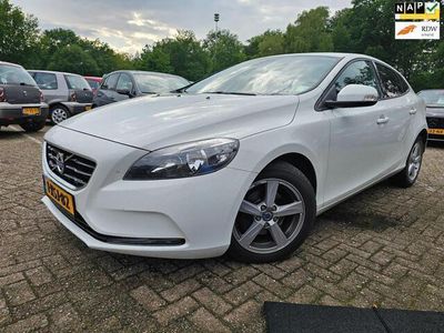 tweedehands Volvo V40 1.6 D2 Kinetic Business AIRCO/cruise