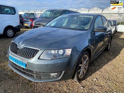Occasion Skoda Octavia 110 PK (80 kW) 2015 Grijs Hatchback
