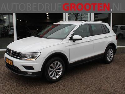 tweedehands VW Tiguan 1.5 TSI Comfortline Business//TREKHAAK//NAVI!!