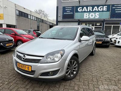 Grijs Occasion 2010 Opel Astra Edition Stationwagen | € 1.850 (Super prijs)