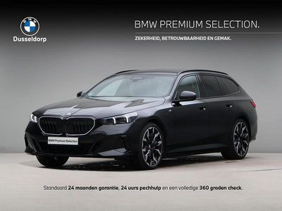Zwart Occasion 2026 BMW 550e Performance Stationwagen | € 79.950