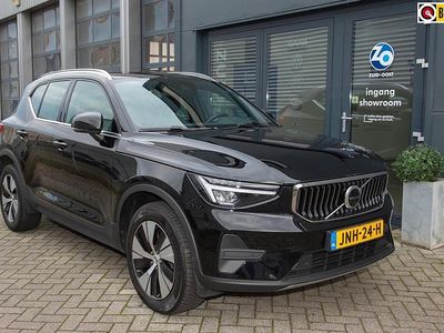 Zwart Gebruikt 2022 Volvo XC40 Inscription SUV | € 34.950 (Eerlijke prijs)
