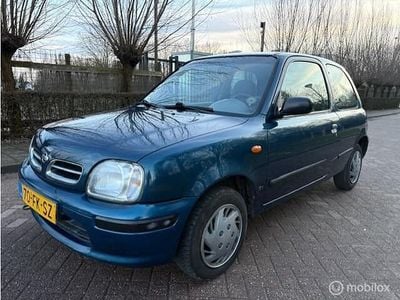 Occasion Nissan Micra 54 PK (39 kW) 2000 Blauw Hatchback