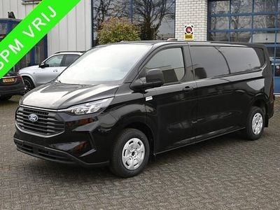 Zwart (metallic) Gebruikt 2024 Ford Transit Custom Trend Van | € 35.950 (Eerlijke prijs)