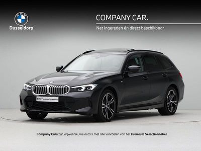 Zwart Gebruikt 2025 BMW 330e Comfort Edition Stationwagen | € 54.750 (Eerlijke prijs)