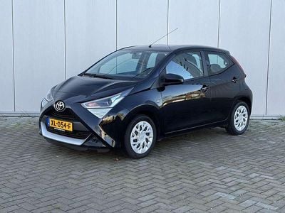 Zwart Gebruikt 2019 Toyota Aygo X-play Hatchback | € 7.745 (Goede deal)