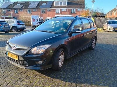 Zwart Gebruikt 2011 Hyundai i30 Stationwagen | € 2.500 (Eerlijke prijs)