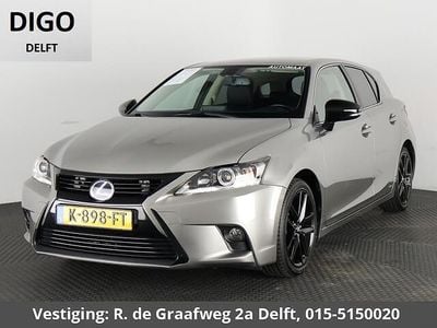 Lexus CT200h
