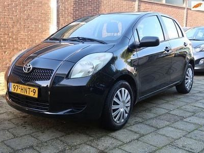 Zwart Gebruikt 2009 Toyota Yaris Sol Hatchback | € 4.250 (Eerlijke prijs)