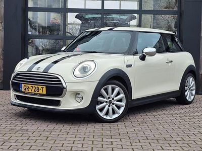 Occasion Mini Cooper Business 136 PK (100 kW) 2015 Wit Hatchback