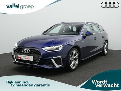 Blauw (metallic) Occasion 2023 Audi A4 S-Line Stationwagen | € 35.850 (Eerlijke prijs)