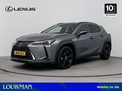 Grijs Occasion 2021 Lexus UX 250h Luxury Line SUV | € 32.900 (Iets duurder)
